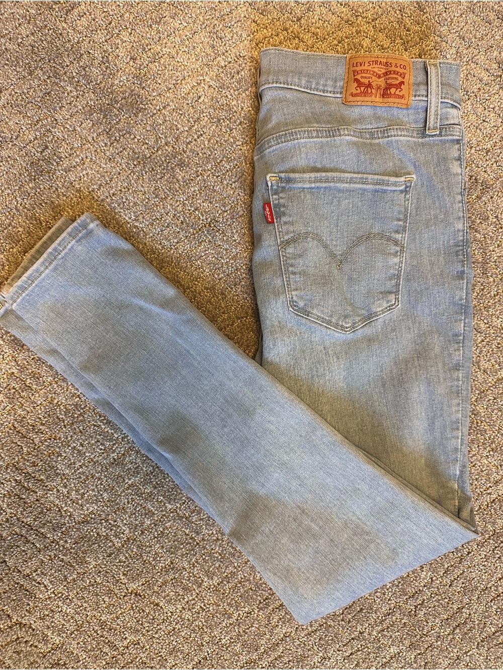 Levi super high rise skinny jeans size 8
